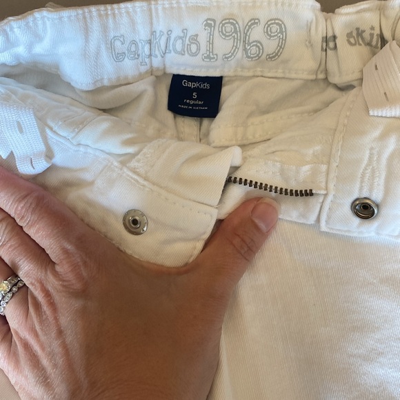 Gap size 5 jeans. Perfect condition. Bundle set of 2 - Picture 2 of 6